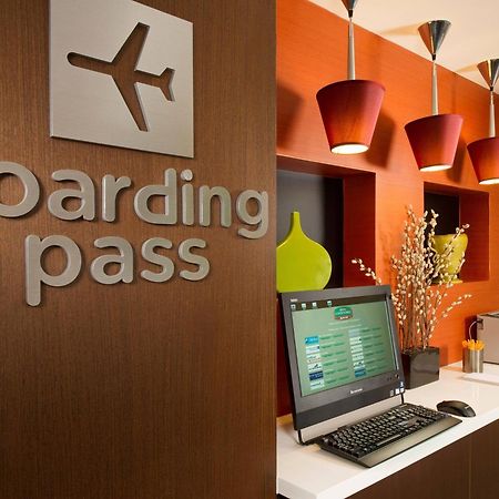 Hotel Courtyard By Marriott Waldorf Exterior foto
