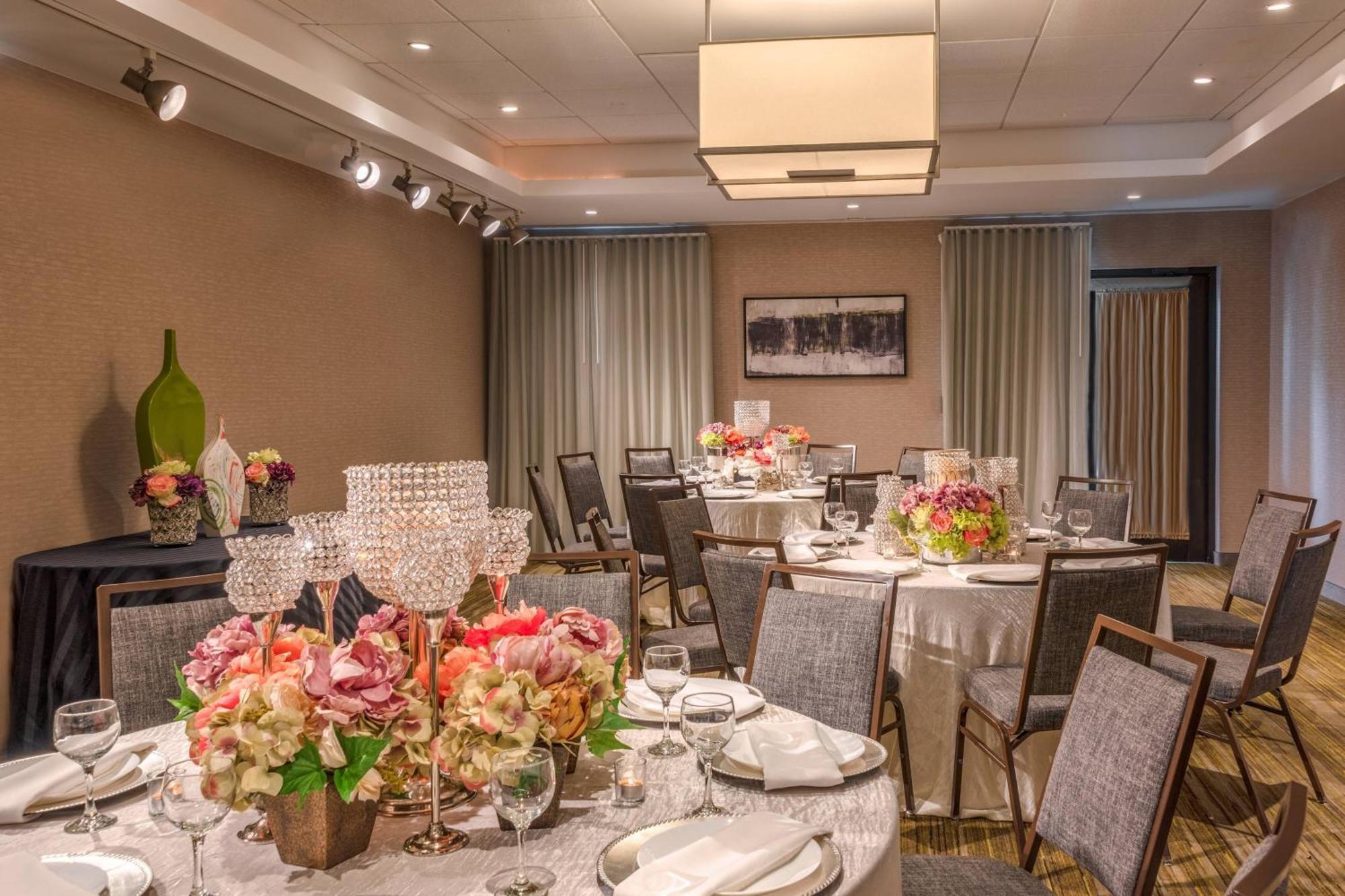 Hotel Courtyard By Marriott Waldorf Exterior foto