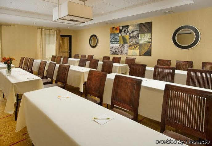 Hotel Courtyard By Marriott Waldorf Exterior foto